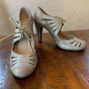 Silver Seychelles Retro Heels